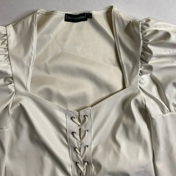 White PU PUFF shoulder Lace up front bodycon dress - Picture 2 of 9